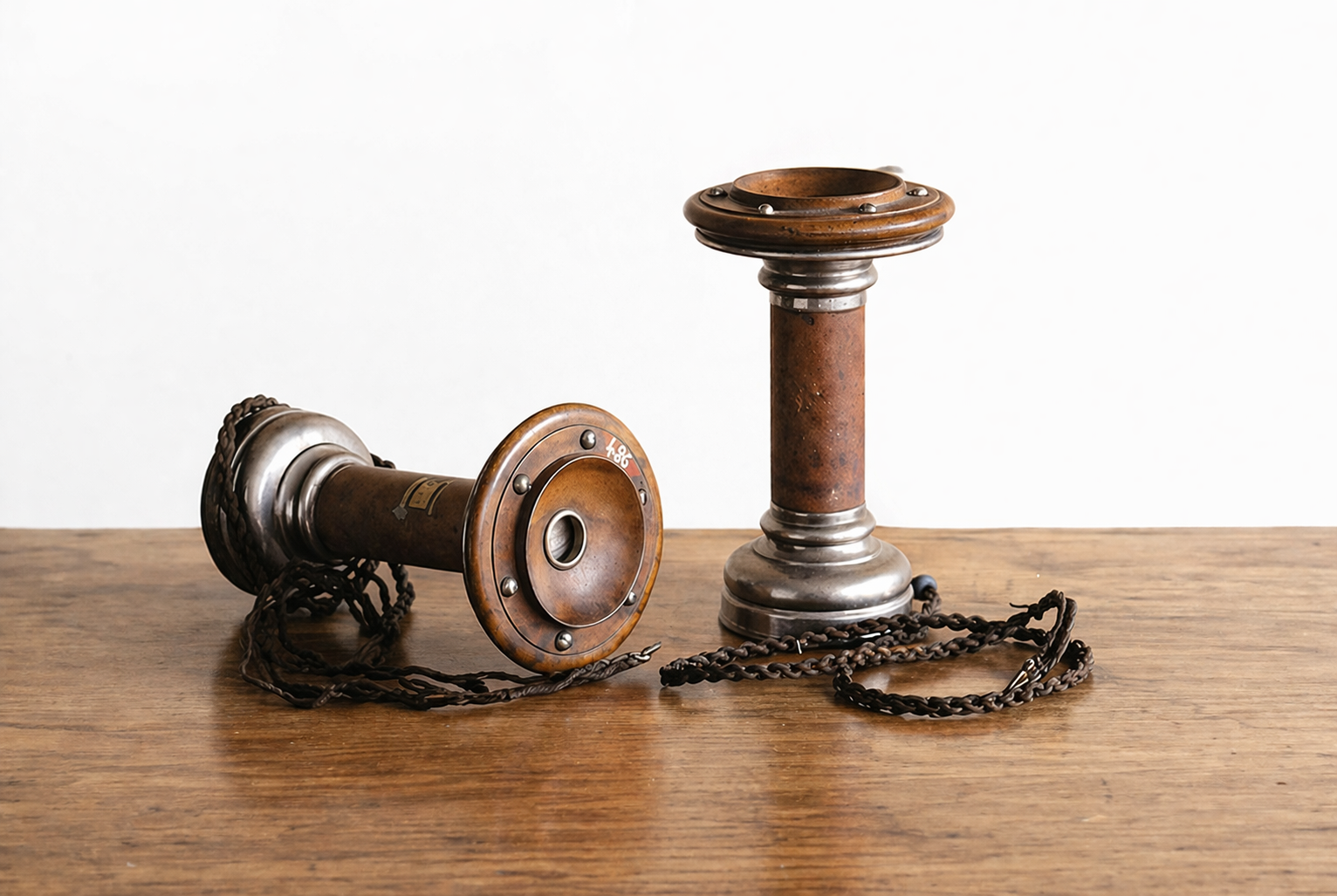 Coppia di telefoni